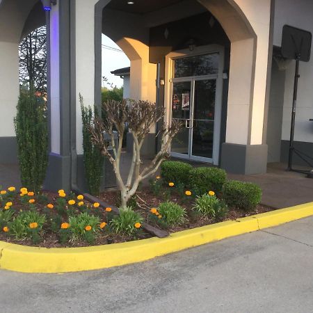 Muskogee Inn And Suites エクステリア 写真