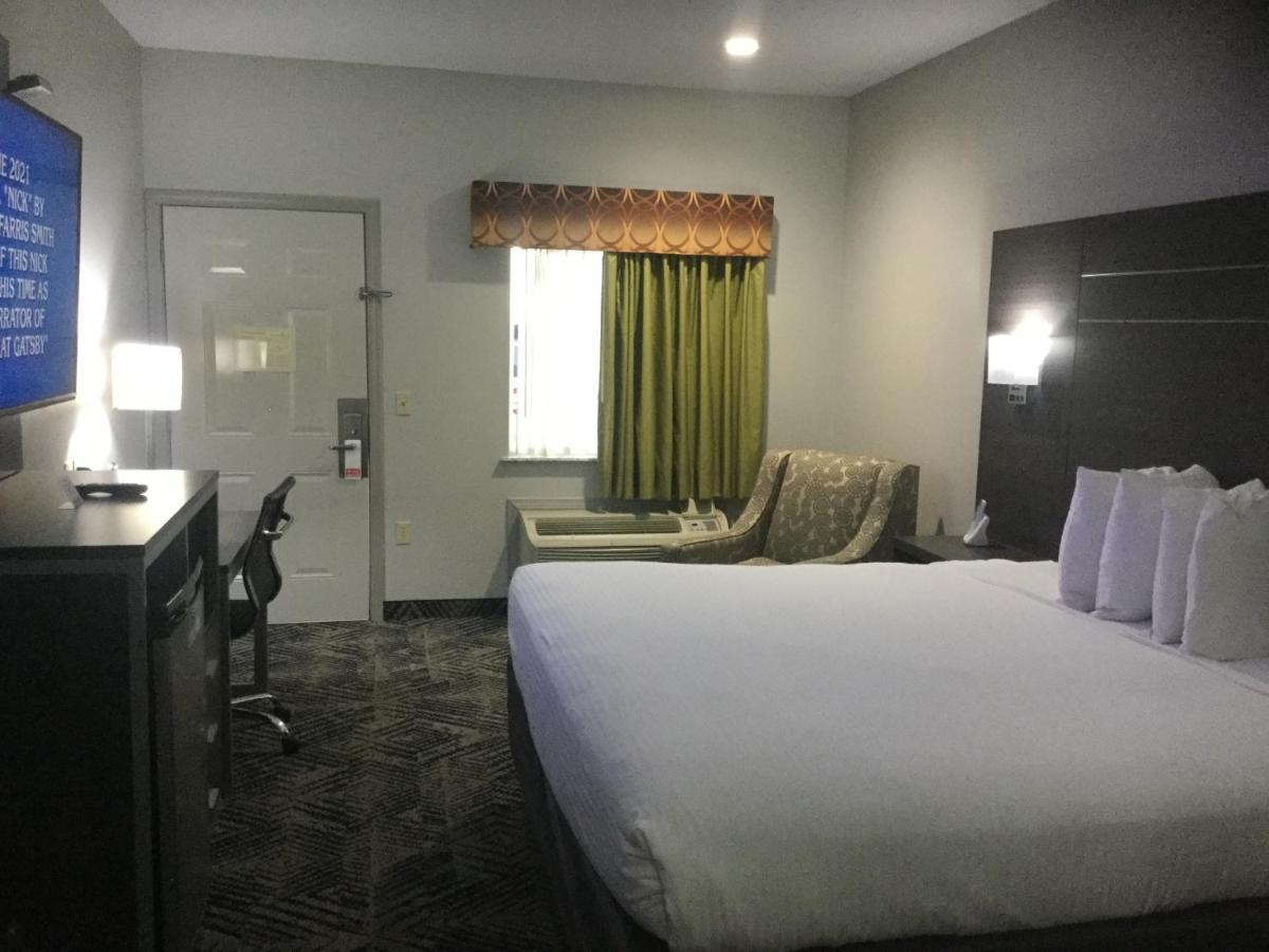 Muskogee Inn And Suites エクステリア 写真